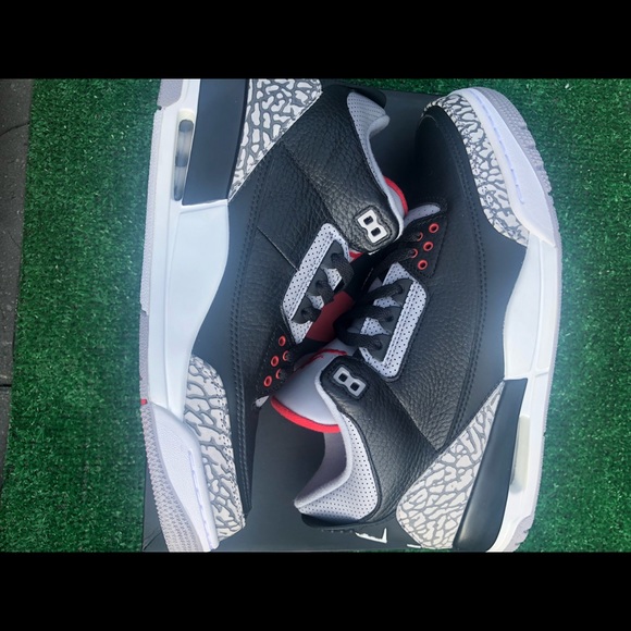 Jordan 3 black cement 2018 - Picture 2 of 11